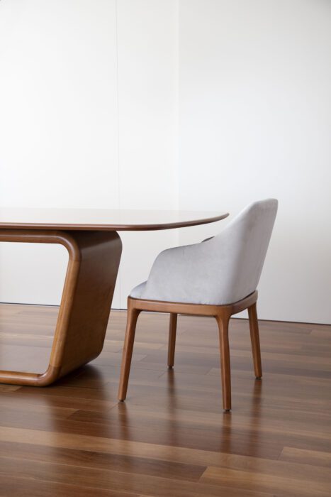 Mesa_Trapeze_sillas_3