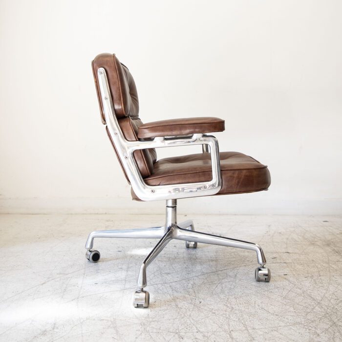 Silla_TimeLife_Eames_2