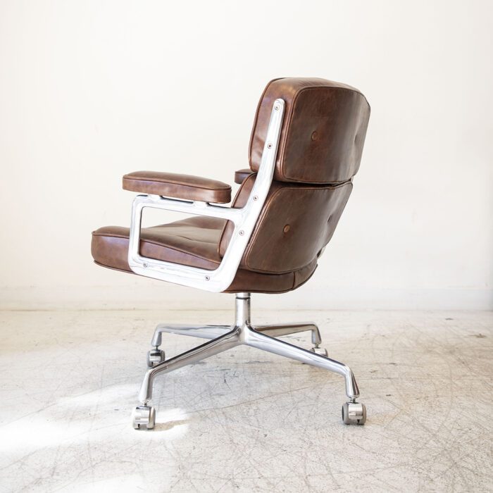 Silla_TimeLife_Eames_4