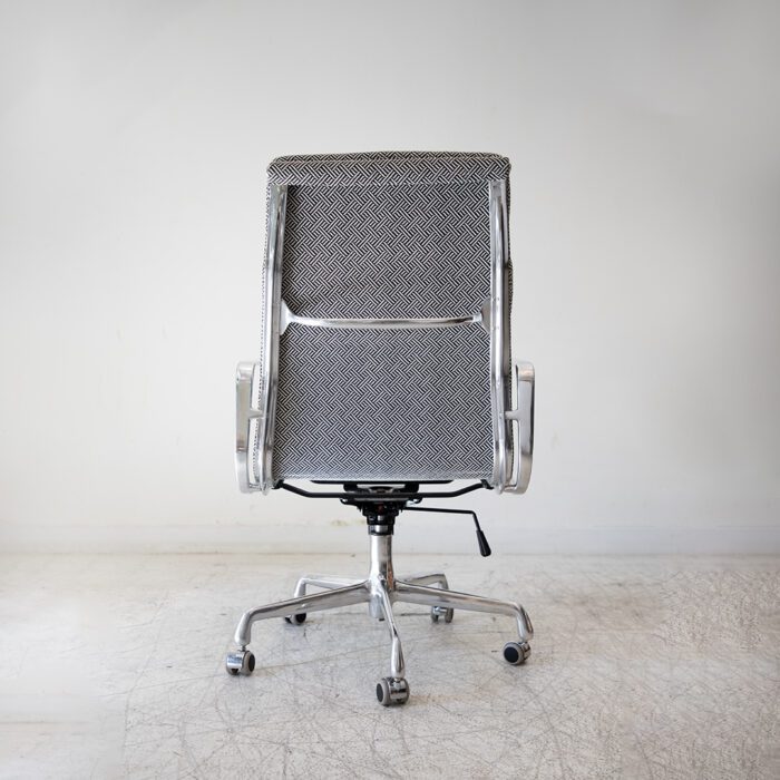 Silla_Aluminum_genero_3