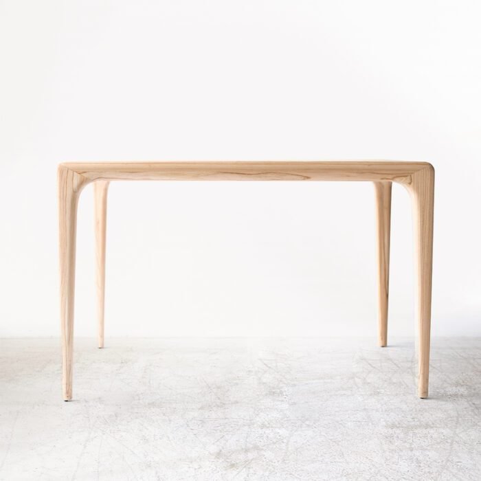 Mesa Nucleo cuadrada