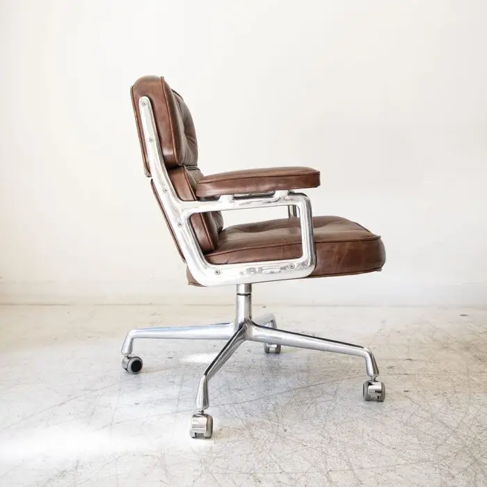 Silla_TimeLife_Eames_2