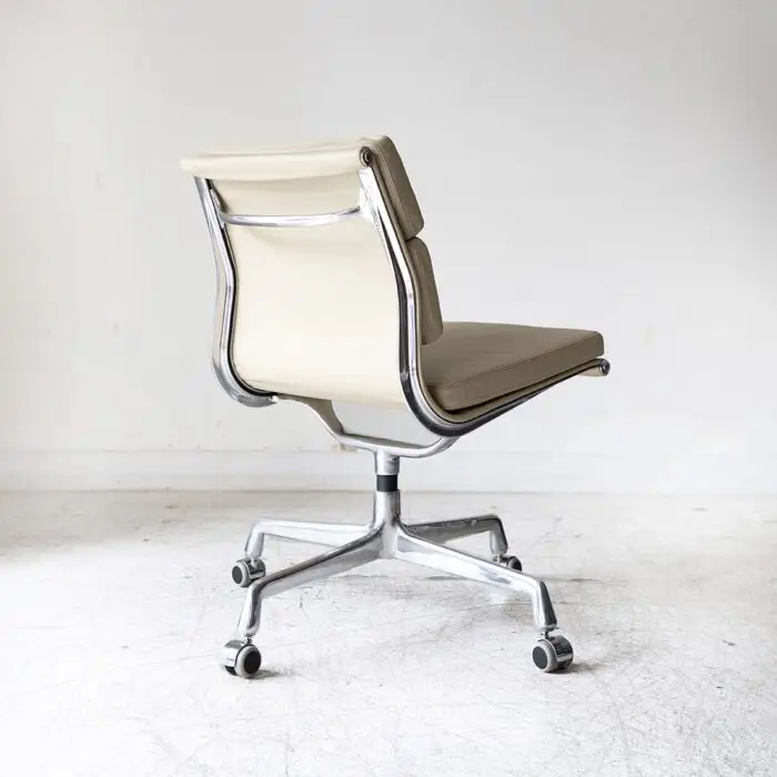 Silla_Auminum_softPadBaja_beige_3