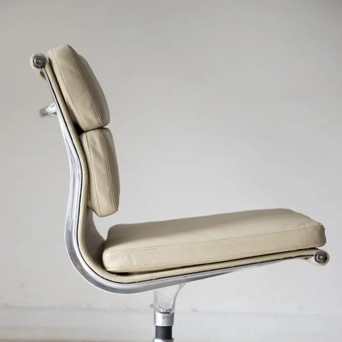 Silla_Auminum_softPad_baja_beige_detalle4